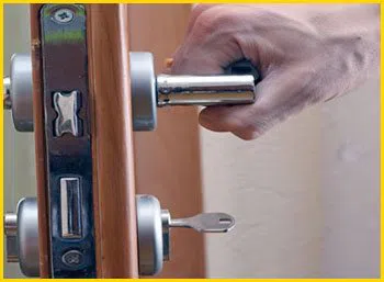 Metro Locksmith Services Burlingame, CA 650-651-3433 - 7-lock-installation